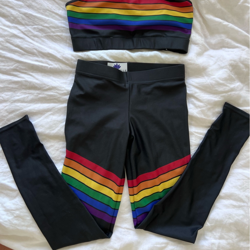 Svelte Belle Rainbow Exercise Set S/M - image 5